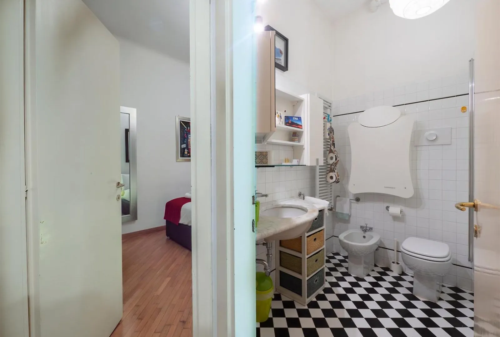 Xenia Apartments - Cozy Two-Rooms Apartment In Corso Vercelli Milão